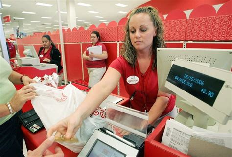 After implementing a 15 an hour minimum wage across all stores in 2020, the big-box. . Target starting pay cashier